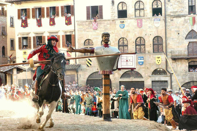 La Carriera Porta Crucifera