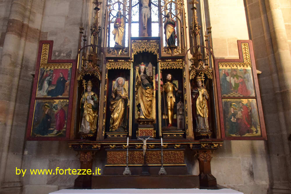 Altare del Crocefisso